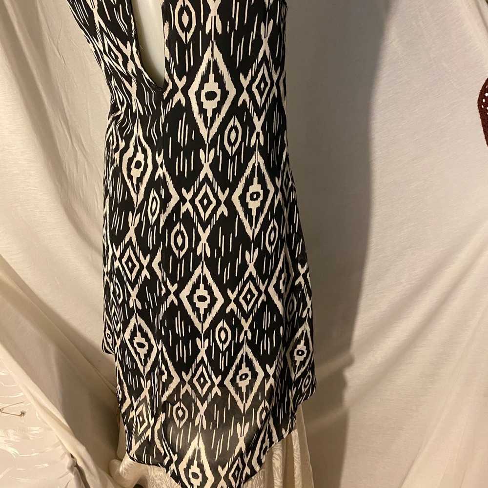 Aztec Patterned Dress - Picture 3 of 3